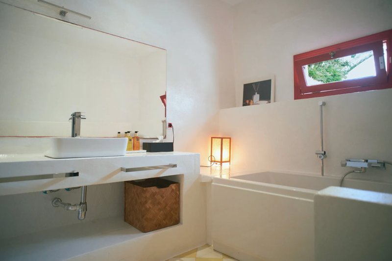 Baño con bañera