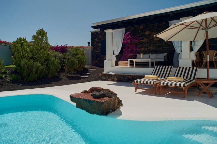 Mykonos Home